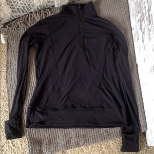 Lululemon black quarter zip